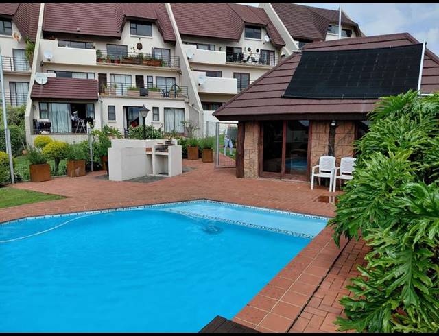 2 BEDROOM APARTMENT FOR SALE IN NORTHCLIFF